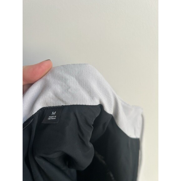 Travis Mathew Men's Size M Cold Bay Vest Microchip Grey *Embroidered Logo - Picture 6 of 11